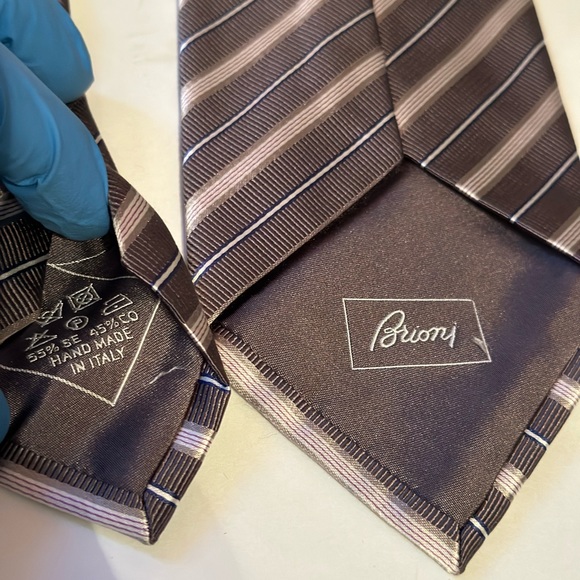 Brioni Stripe Ripp Silk Tie Men’s Necktie - Picture 10 of 10